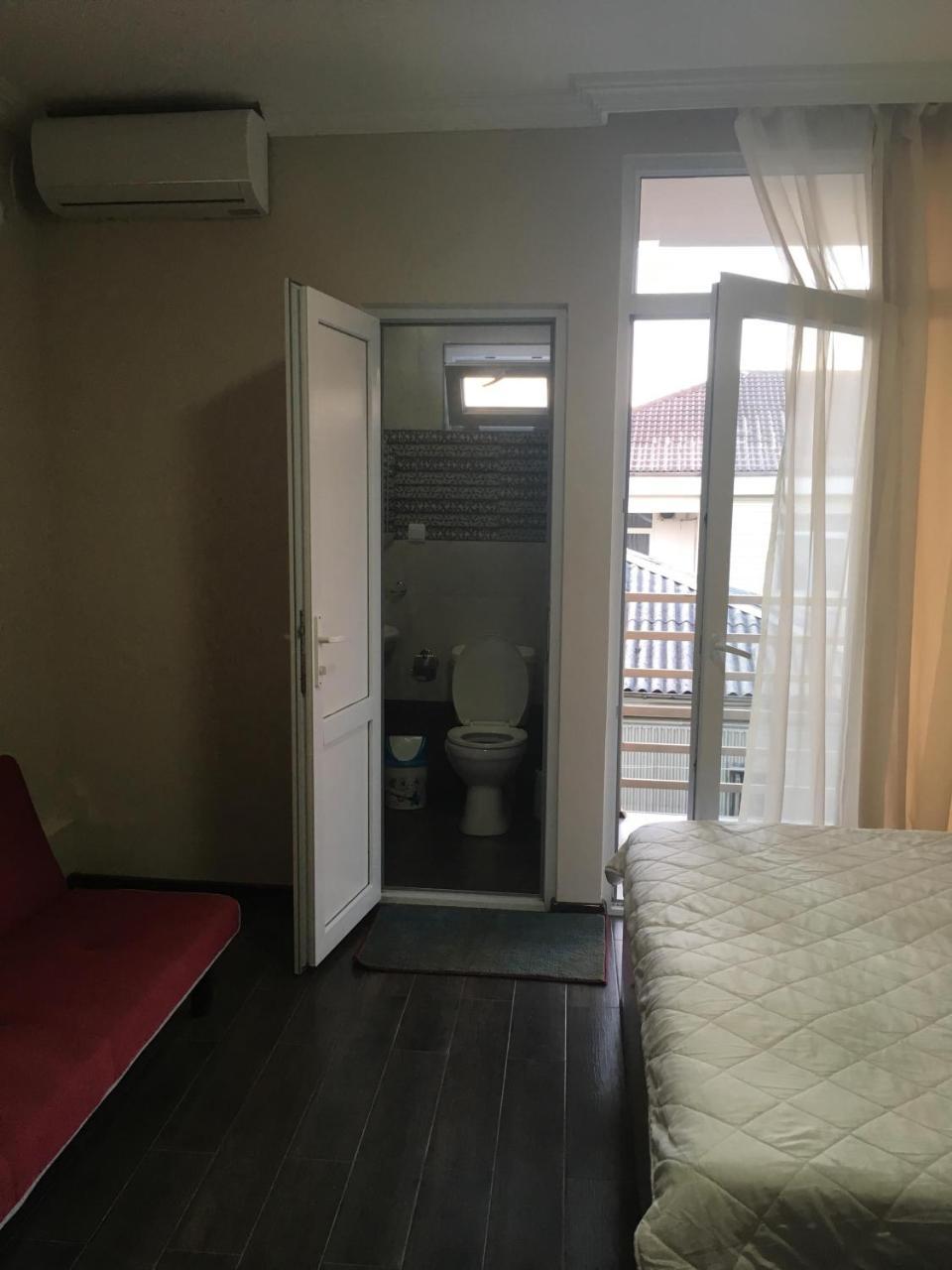 Guest House Kobuleti On Aghmashenebeli Exterior photo